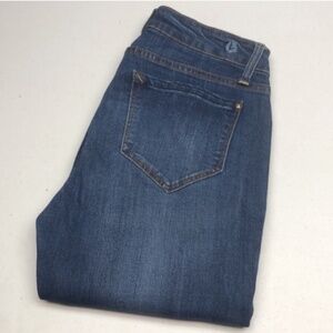 PREMIUM KENZIE MID-RISE STRAIGHT LEG JEANS 6/28x28 ⭐️
